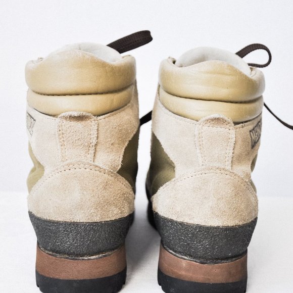 Meindl Gore-Tex Hiking Boots - Picture 7 of 12